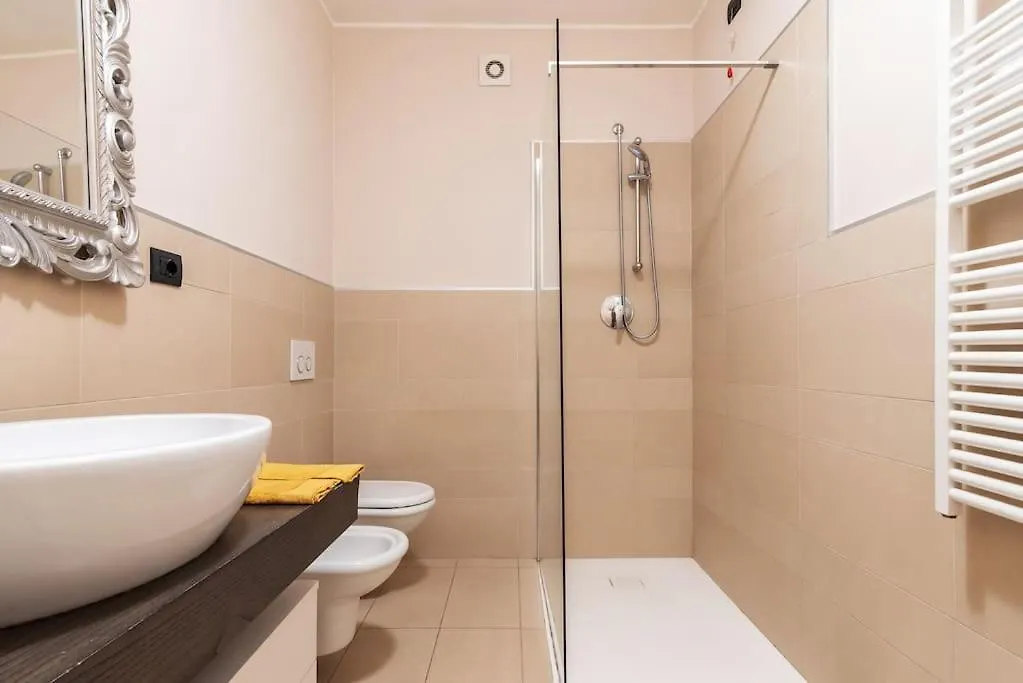 Bezzi Flexyrent A.C. Wifi Apartment Milan Italy